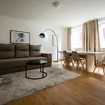 Old Town 2 Rooms/baths Apartment