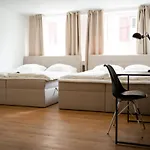 Apartment Old Town 2 Rooms/baths Dusseldorf