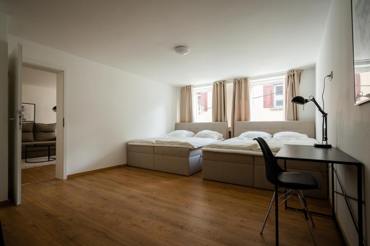Old Town 2 Rooms/baths Apartment Düsseldorf