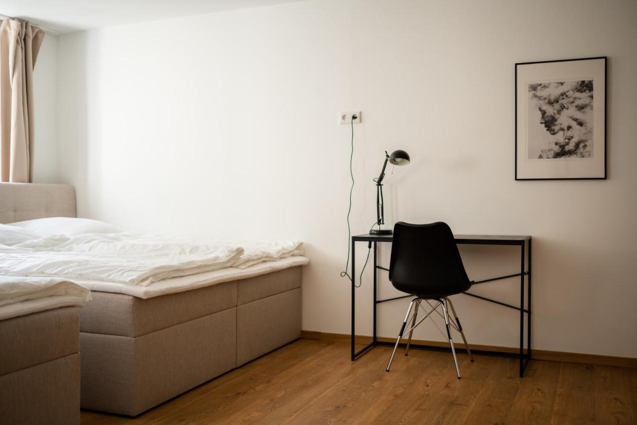 Apartment Old Town 2 Rooms/baths *